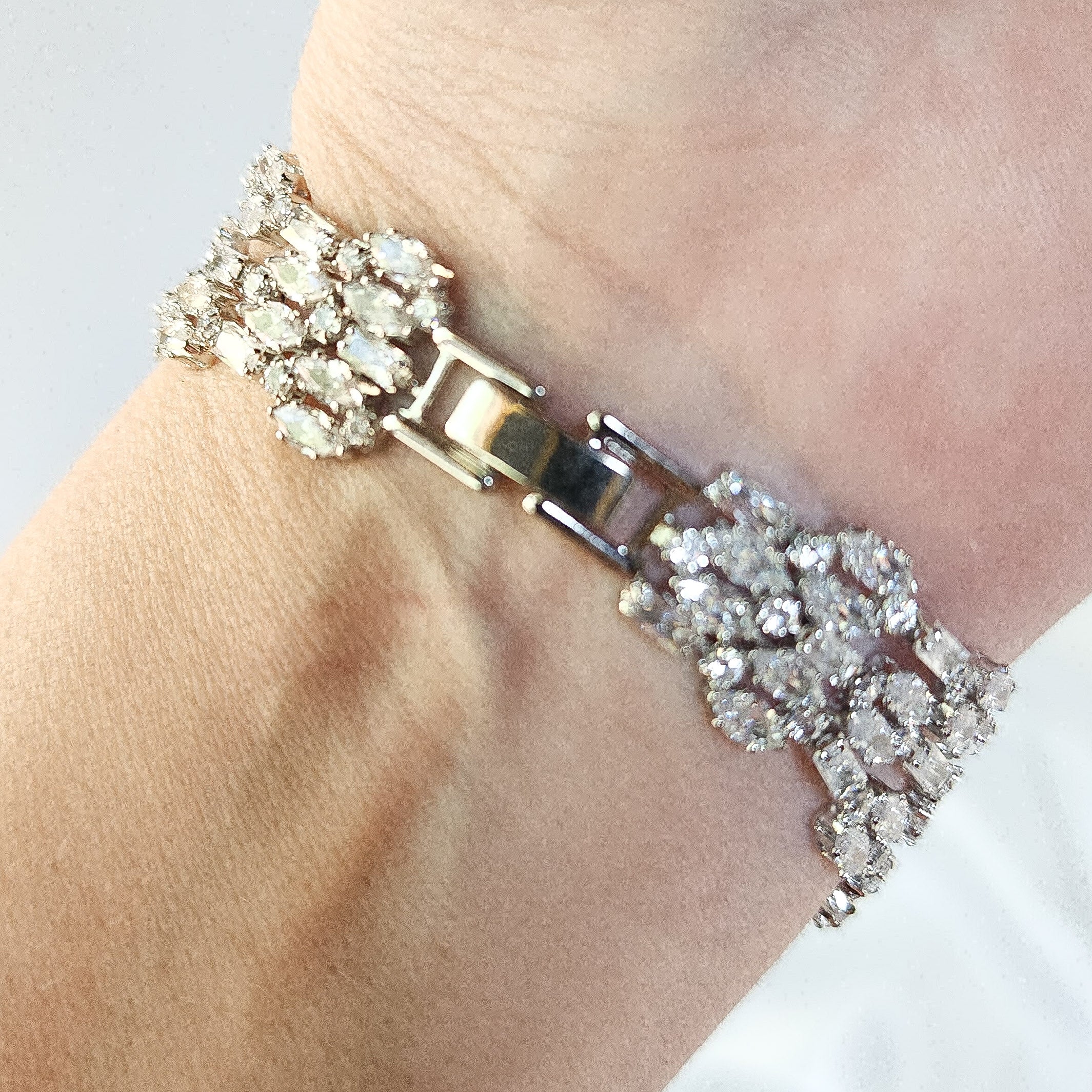 Diamond Water Droplets Wedding Set