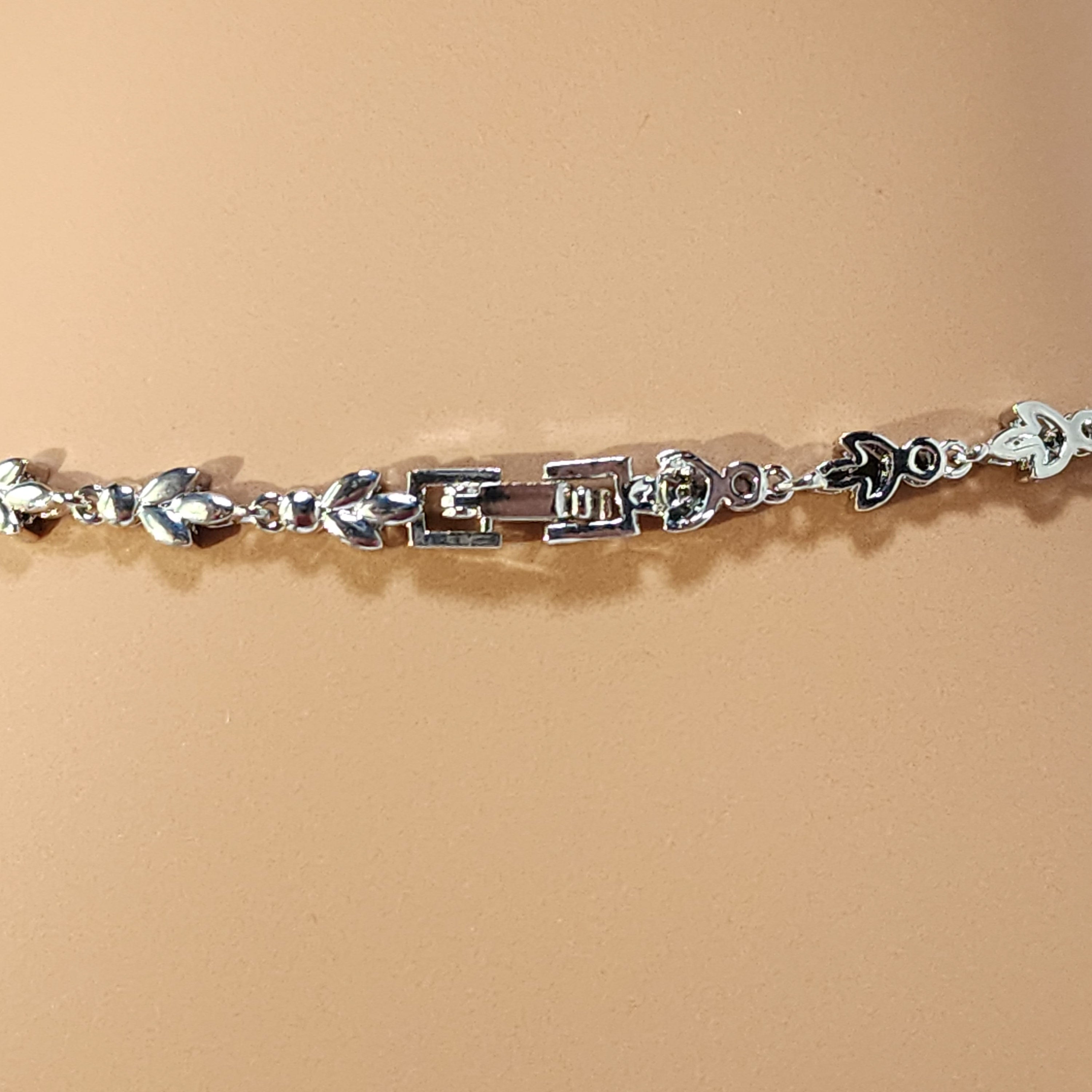 Graceful pearls and diamond jewelry Set