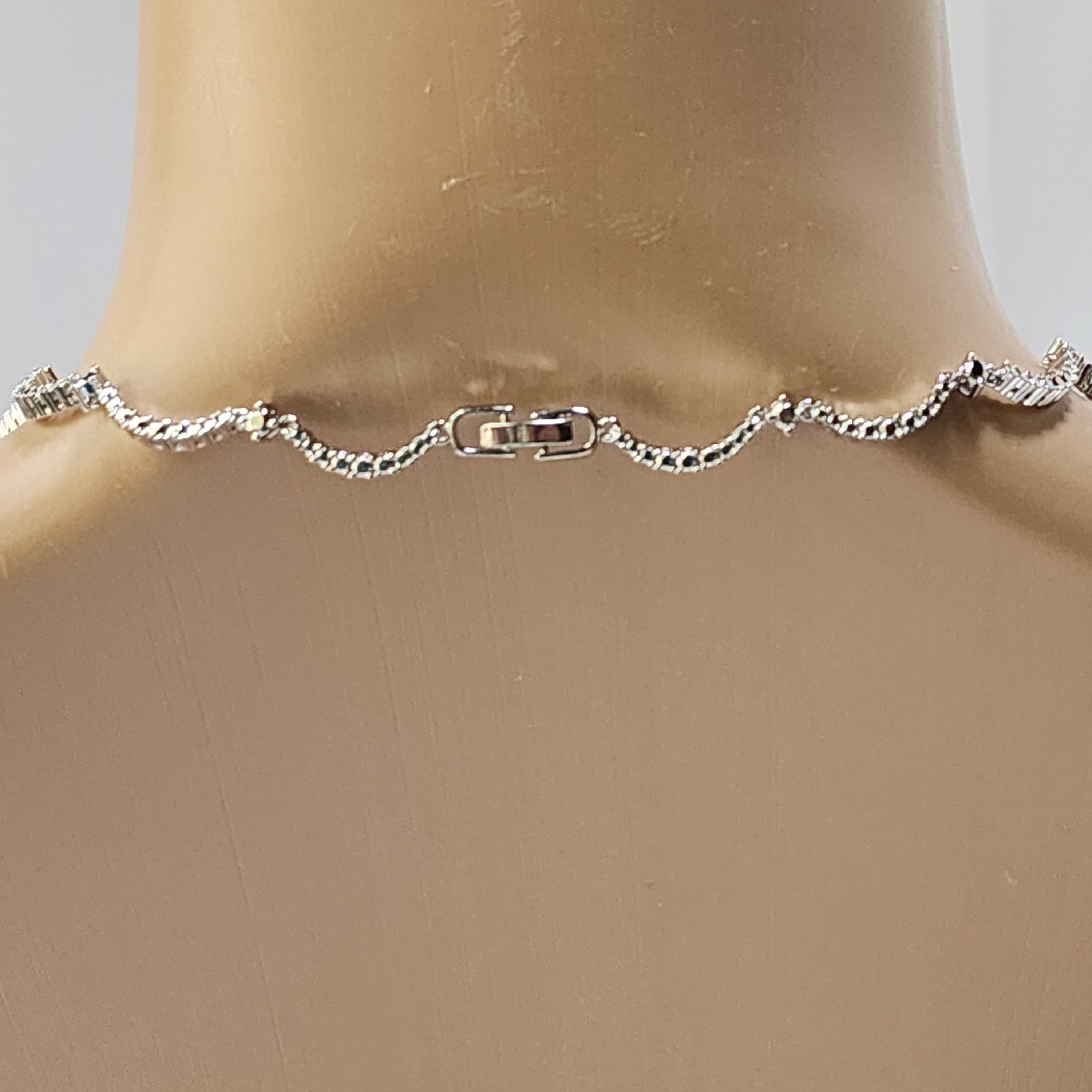 Diamond Ribbon Wedding Set